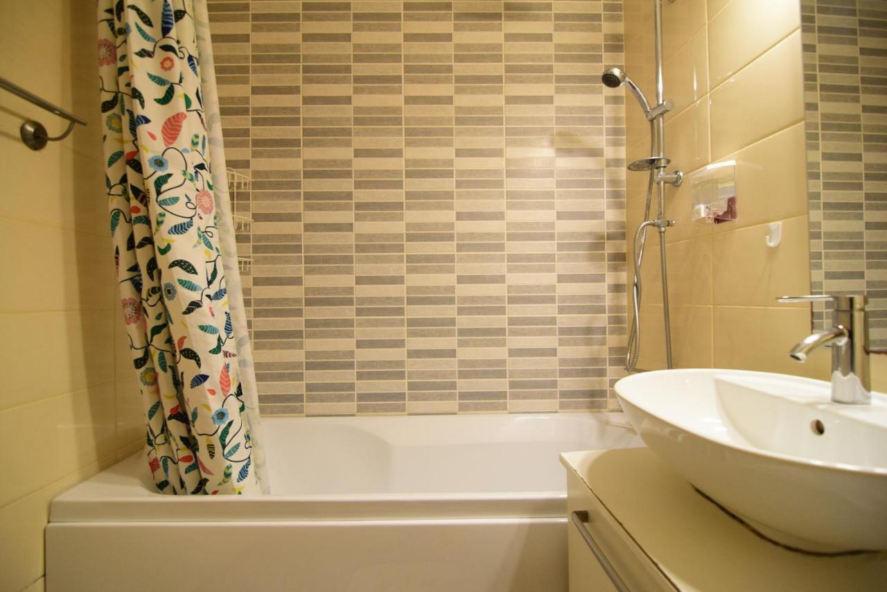 Resedinta Lui Calin - Best Choice Apartman Bukarest Kültér fotó